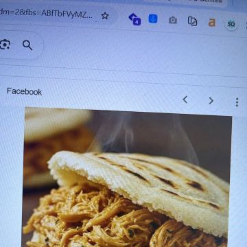 Arepa rellena de carne